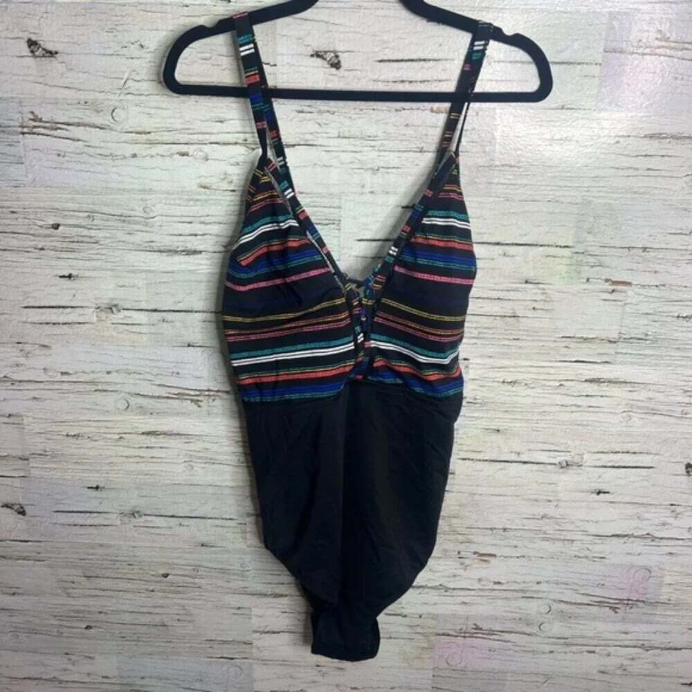Beach couture swimsuit one piece black striped size 2x
